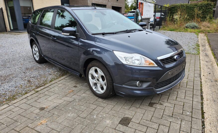 Ford Focus 1.6 TDCI break 90 PK !